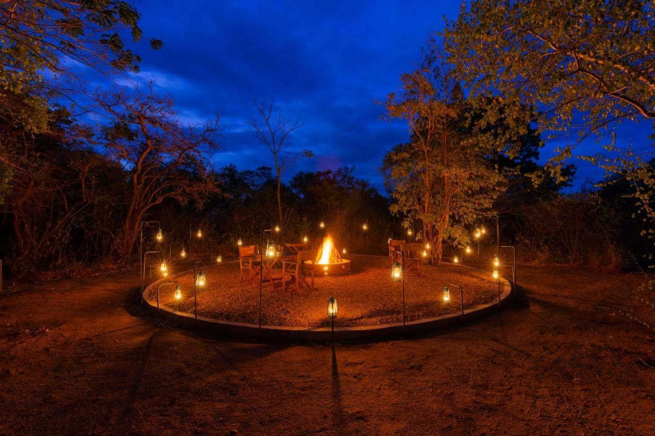 Hotel Makini Bush Camp, Yala Esterno foto