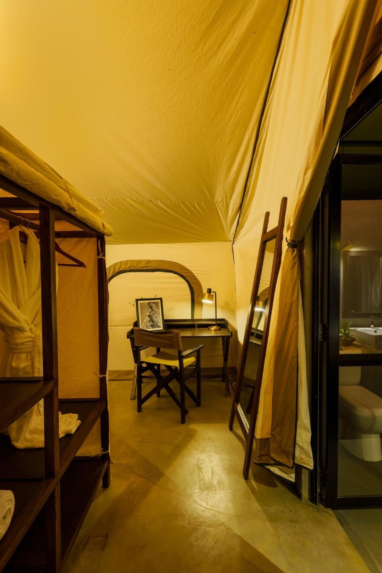 Hotel Makini Bush Camp, Yala Esterno foto