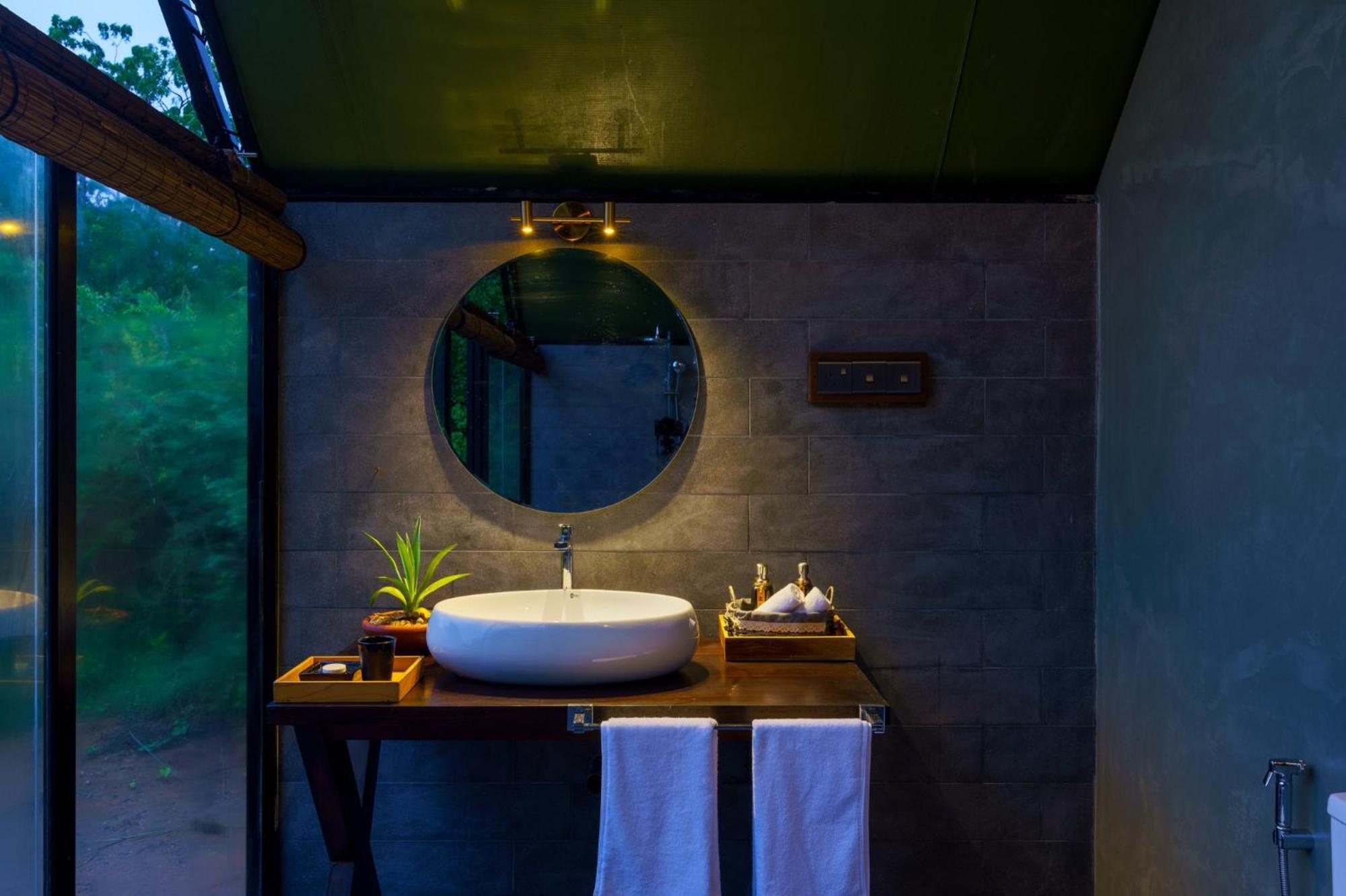 Hotel Makini Bush Camp, Yala Esterno foto