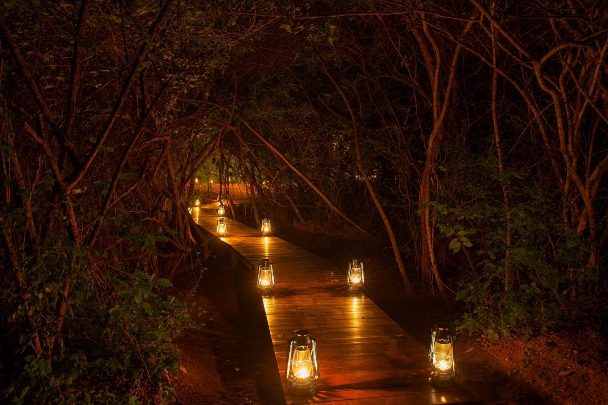 Hotel Makini Bush Camp, Yala Esterno foto