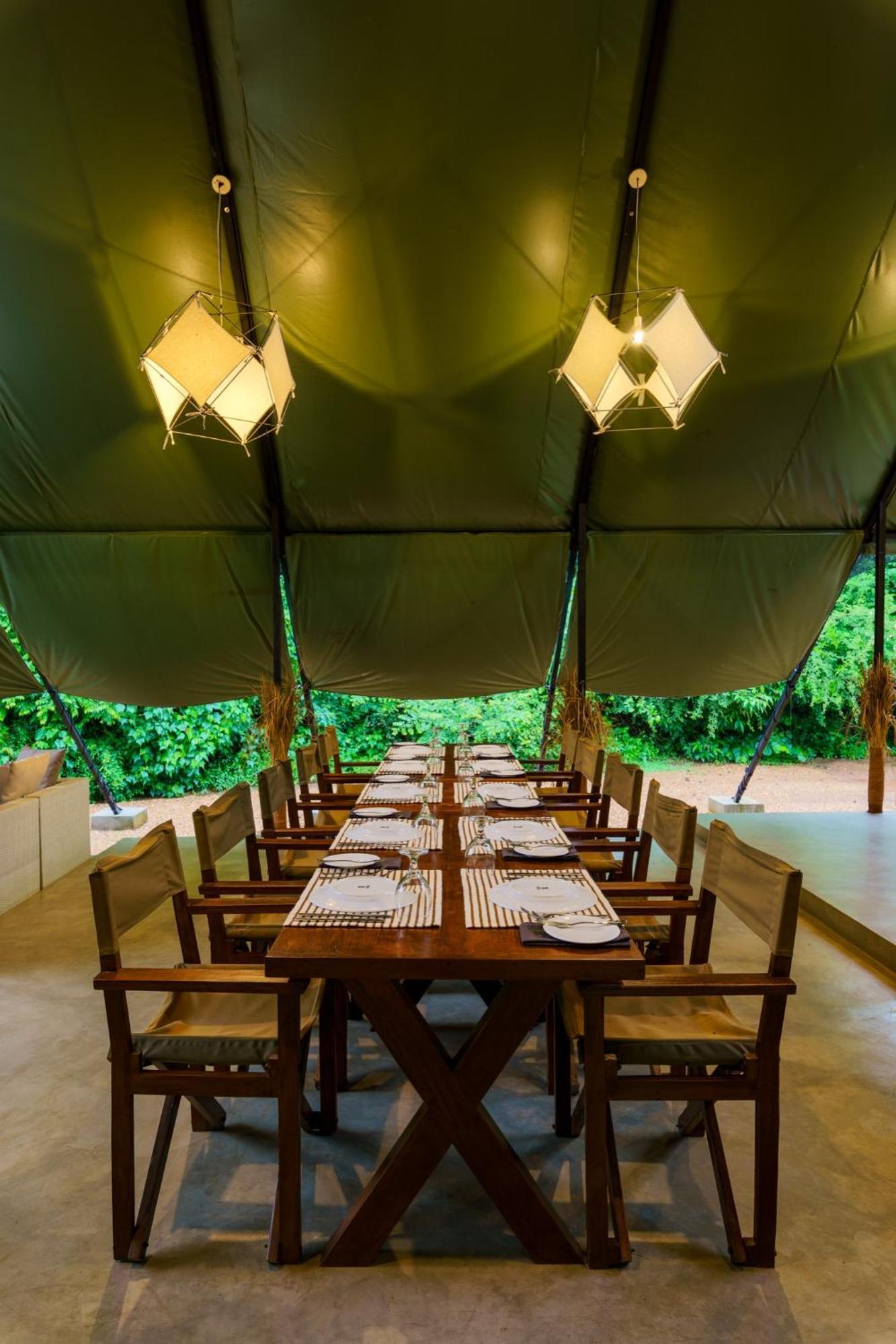 Hotel Makini Bush Camp, Yala Esterno foto